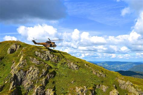 1500+ guides, 70+ countries and 11000 programs to choose from. Asian Defence News: French SA330 Puma helicopters in the Vosges Mountains