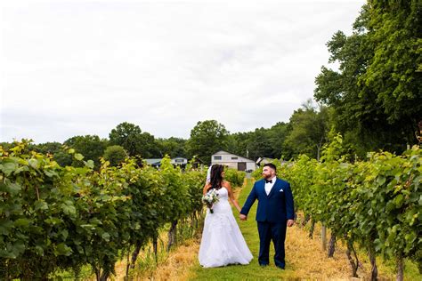 Two Hearts Vineyards At Magnanini Winery Wedding Erika Koop Photography