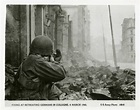 US Army soldier shooting at retreating German soldiers, Cologne ...