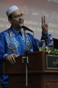 Geng muslim 1 год назад. Dr. Zaharuddin Abd Rahman - Penulis - PTS
