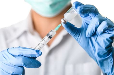 Astrazeneca olarak, dünyaca ünlü bilim insanları ve akademik kurumlarla iş birliği yaparak kendi yetkinliklerimizi sürekli geliştirmekte ve bilim odaklı şirketlerle ortaklıklar yapmaktayız. AstraZeneca's Covid-19 Vaccine Proves Its Worth in Phase III
