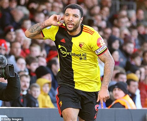 View troy deeney profile on yahoo sports. Bournemouth 0-3 Watford: Doucoure, Deeney and Pereyra ...