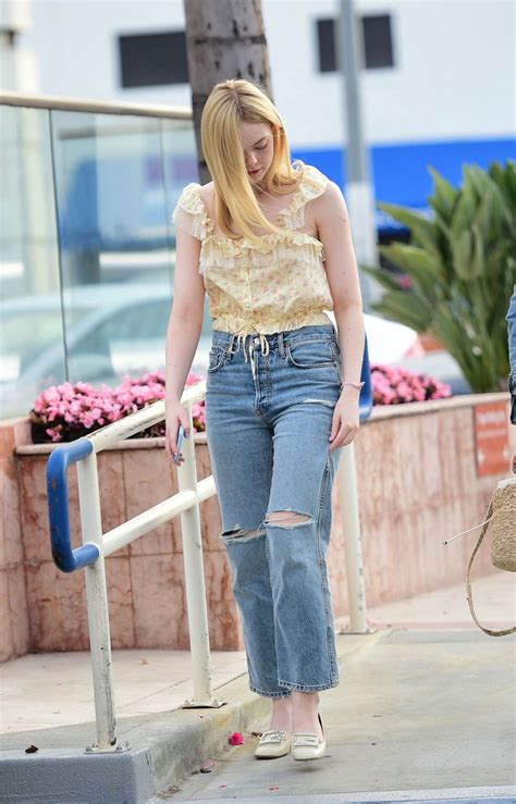 Elle Fanning In Ripped Jeans 19 Gotceleb