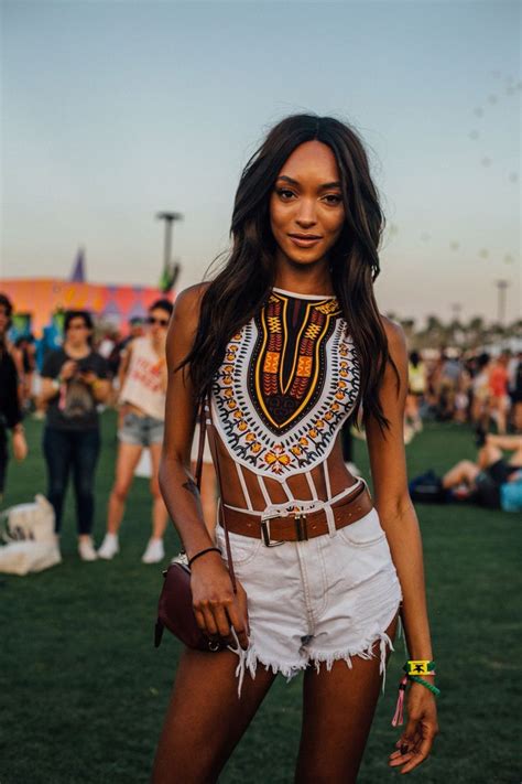 Street Style 2017 London Street Style Urban Street Style Coachella