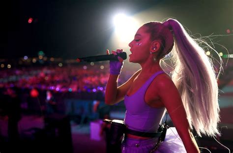 Ariana Grande Just Made A Surprise Appearance At Coachella And Everyone