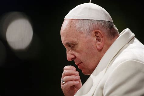 Oração Que O Papa Francisco Reza Todas As Noites Antes De Dormir