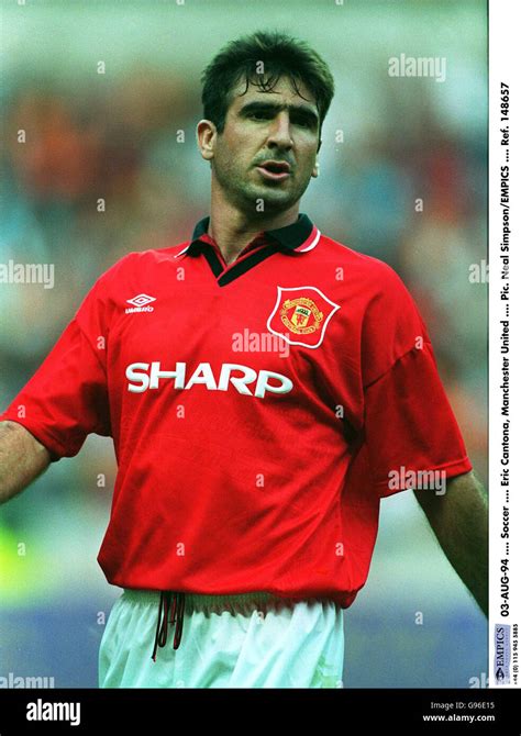 148657 Eric Cantona Hi Res Stock Photography And Images Alamy