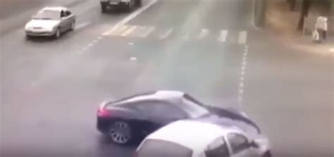 Russian Porsche Cayman Driver Turns Savage After Light Crash Causes A