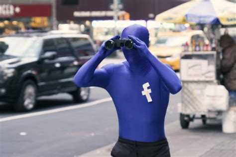 دسترسی اپلیکیشن فیس‌بوک به دوربین را در Ios متوقف کنید؛ جاسوسی احتمالی فیس‌بوک روکیدا