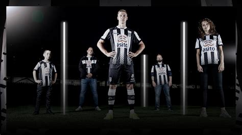 While he became an example of virtue, hercules also made serious errors. Heracles Almelo presenteert nieuw thuisshirt, gekozen door ...