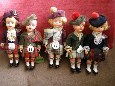 Vintage Set Of 5 Rogark Scottish Dolls Made In England Etsy Dolls