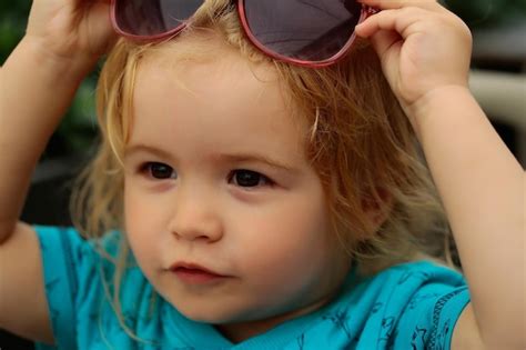 Premium Photo Funny Baby Boy With Sunglasses