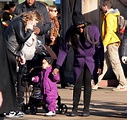 Naomi Campbell y su hija, con looks a juego, se adelantan a la Navidad ...