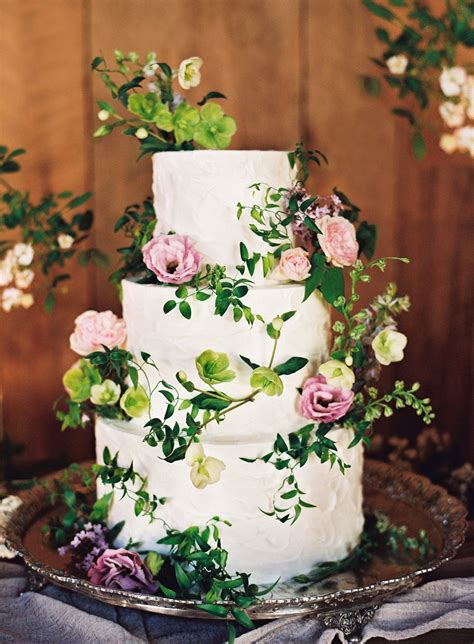 We did not find results for: A Fun-Filled Farm Wedding in Tennessee | Fleuriste