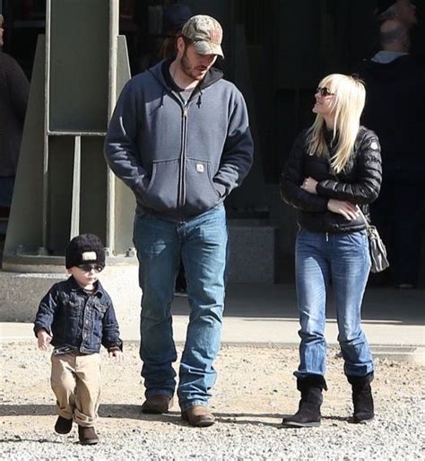 Exclusive Anna Faris Chris Pratt Take Son Jack To The Train Museum