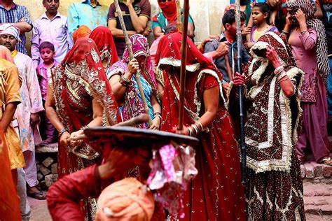 12 Unique Customs And Traditions In India That You Should Know