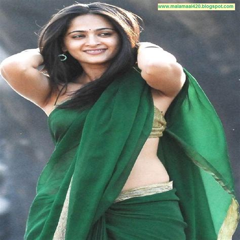 Sexy Bollywoods Actress And Mallus Anushka Shetty In Green Saree No Blouse Hot Images And Biography