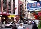 File:Chinatown-manhattan-2004.jpg - Wikimedia Commons
