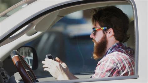 A New Survey Says That 18 Of People Admit That They Cannot Resist The Urge To Text While Driving