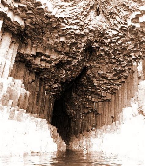 Natural Wonders Fingals Cave An Enigmatic Place Shrouded In