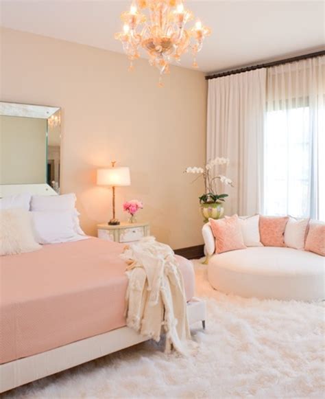 The relaxed color does not scream lemon, and in the morning it will make your room feel light and. 4 Amazing Ideas for a Feminine Bedroom Oasis - Interior design