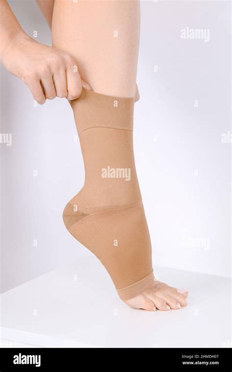 Orthopedic Ankle Brace Medical Ankle Bandage Medical Ankle Support
