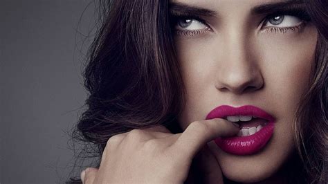 女性のピンクの唇の色合い、 モデル、 アドリアナリマ、 hdデスクトップの壁紙 wallpaperbetter