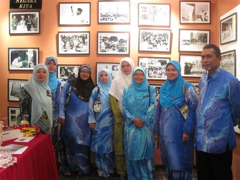 Muhamad normujahid bin muhamad yusofmuhamad normuj… Contoh Soalan Percubaan Spm 2011 Negeri Terengganu - Soalan bv