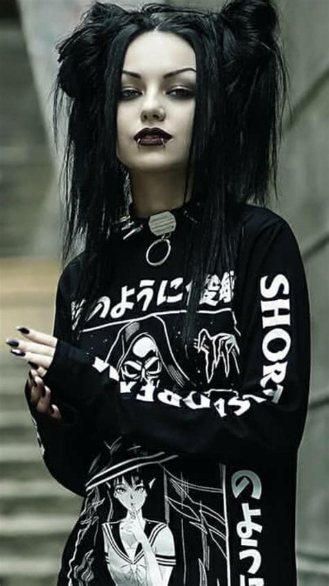 Pin By Toga Himiko On Darya Gothic Fashion Casual Gothic Fashion Gothic Hairstyles