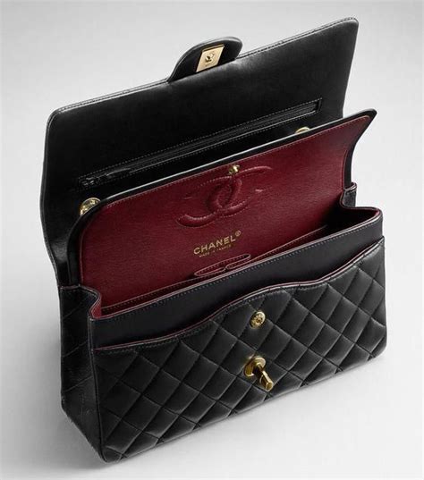 Chanel Chanelhandbags Chanel Classic Flap Bag Chanel Flap Bag Bags