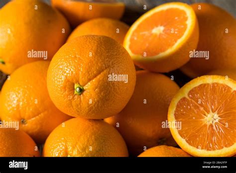 Raw Organic Cara Navel Oranges Ready To Eat Stock Photo Alamy