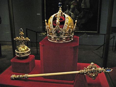 The Crown Jewels At The Tower Of London Carrington Dangelo