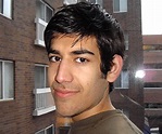 Aaron Swartz Biography - Facts, Childhood, Family Life & Achievements ...
