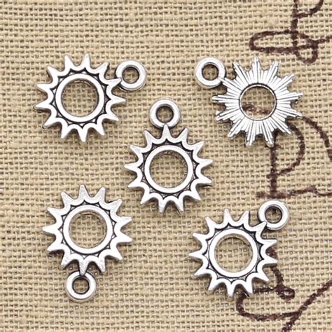 Hroryn 30pcs Charms Sun Steampunk Gear Antique Silver Color Pendants