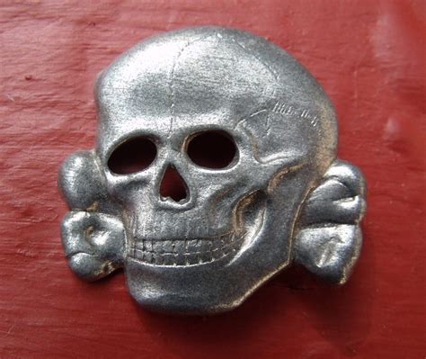 Controversial Ss Cap Skull 3 Edge Prong Design Page 4