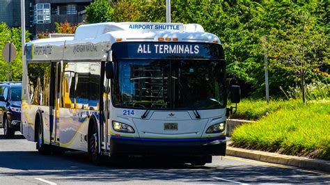 Reagan National Airport Shuttle New Flyer Xcelsior Xd40 2 Flickr