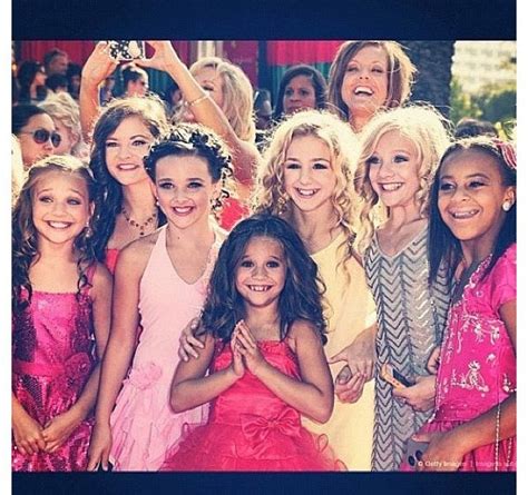 Maddie Brooke Kendall Mackenzie Chole Paige And Nia From Dance Moms Dance Moms Cast