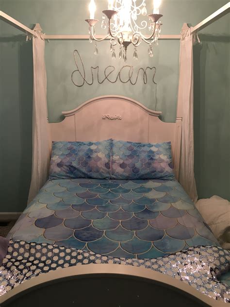 20 Mermaid Bedroom Decor Homyhomee