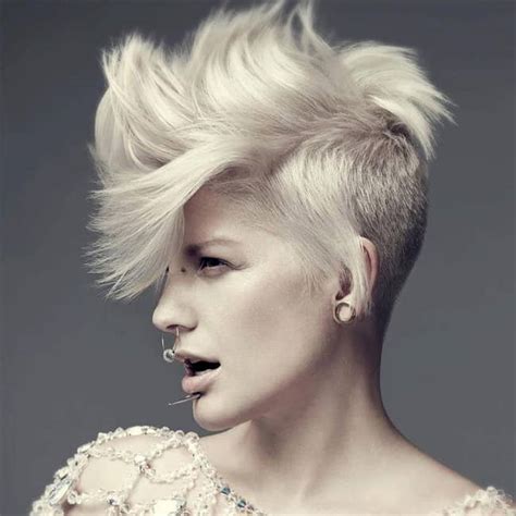 25 latest womens short hairstyles ideas sheideas