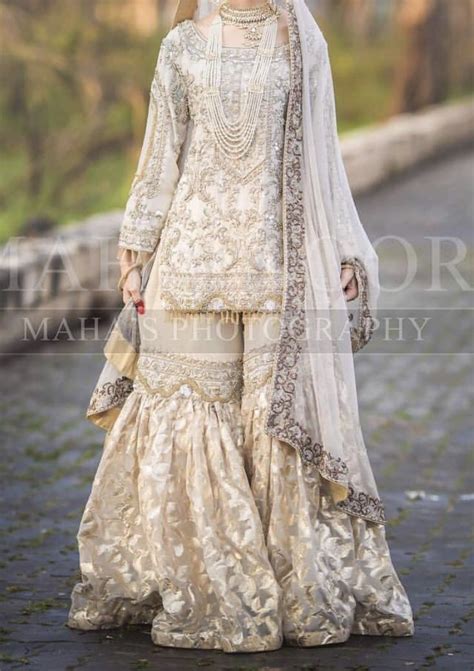Nikkah Dress Inspo For Brides Bridal Dresses Pakistan Pakistani Wedding Dresses Nikkah Dress