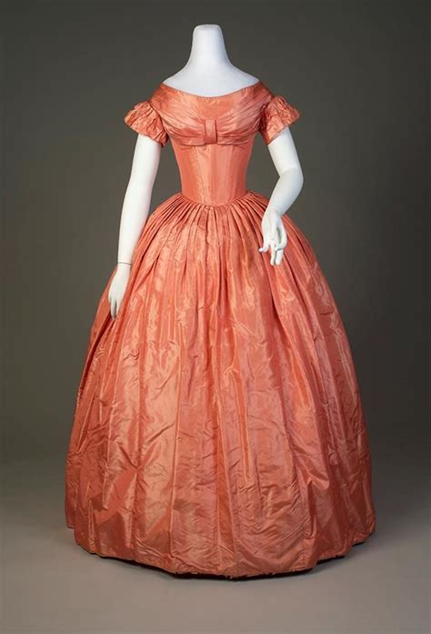 1845 America Pink Taffeta Evening Dress Historical Dresses