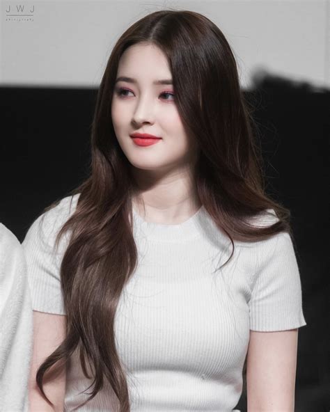 Nancy Momoland Hd Wallpapers 30 Pic S