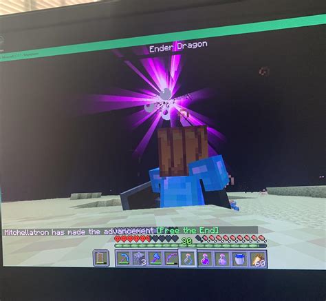 First Time Beating Ender Dragon On Hardcore Ggs Now What Minecraft