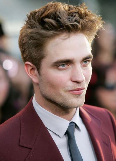 Robert Pattinson Bio The Most Handsome Man In The World Net Worth