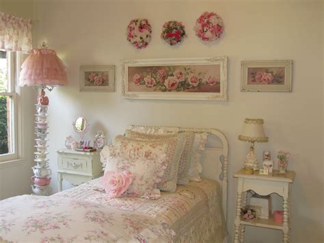 Pink Bedroom Rachel Ashwell Roseblossom Linens And Christie Repasy