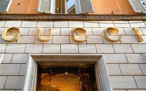 Gucci Firma Il Deposito Roma Del Centro Fotografia Stock Editoriale