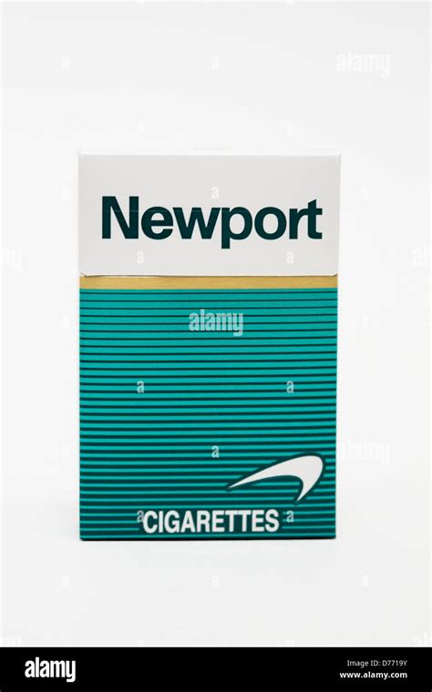 A Pack Of Newport Cigarettes Stock Photo Alamy