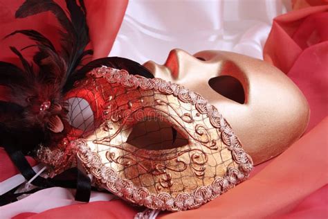 Máscaras venecianas imagen de archivo Imagen de lujo 7374655