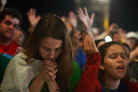 Lada 55 22080947 de lunes a vieres de 8am a 4pm. La Eucaristía y los jóvenes: La Eucaristía y los Jóvenes: La oración explicada a los jóvenes (5)