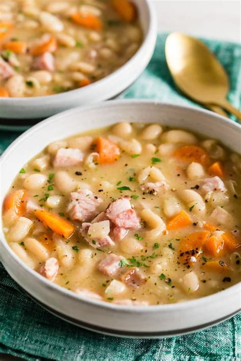 But for this time i got to use left over honey baked ham we had from thanksgiving. Easy Ham and Bean Soup Recipe - ready in just 30 minutes!